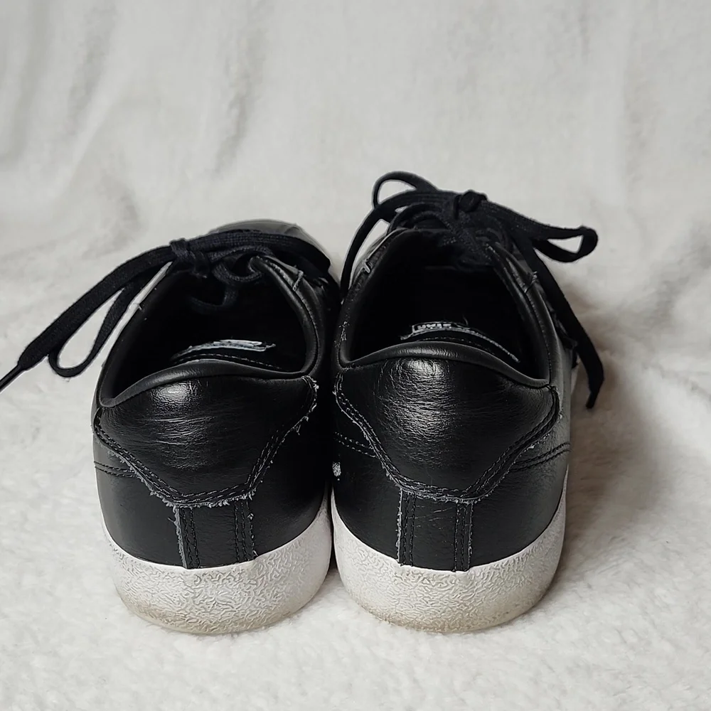 Converse Black Leather Low Top Sneakers Men 9 Women 10.5 Unisex - Picture 4 of 8